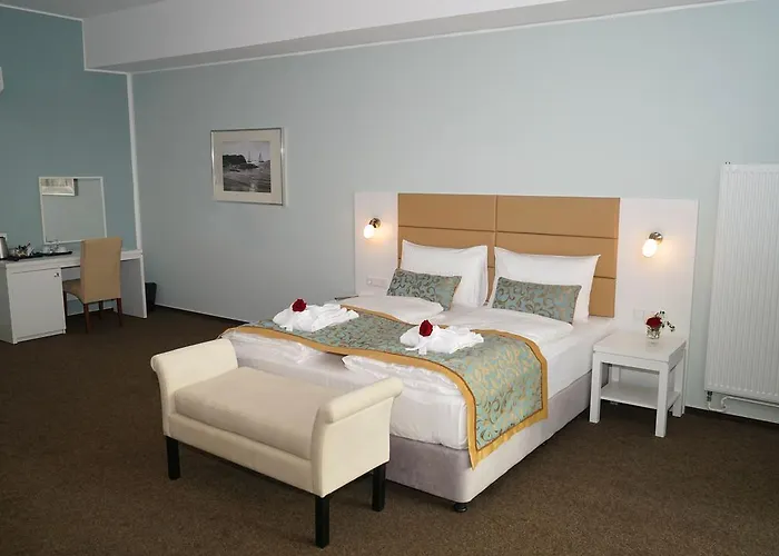 Hotel Class 3*